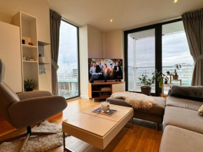 2 Bed 2 Bath City Centre Apartment
